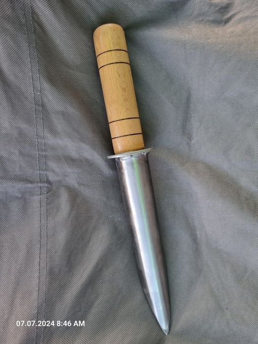 Cutit inox pentru facut dop (cep) lubenita