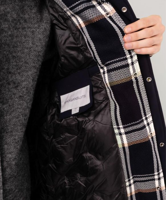 Куртка брендовая