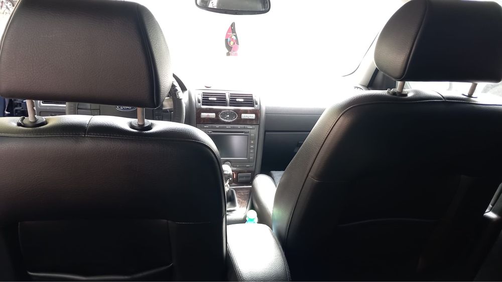 Ford Mondeo Ghia