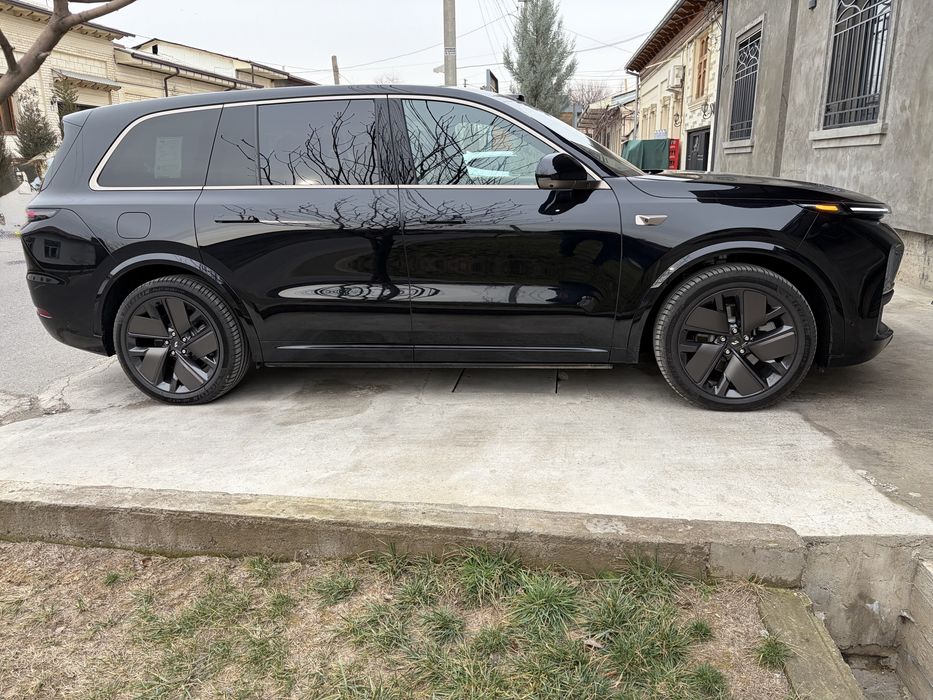 Lixiang L9 restyling full coffee salon