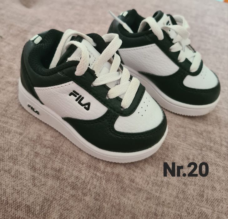 Adidasi originali baietei 20.21.23 M