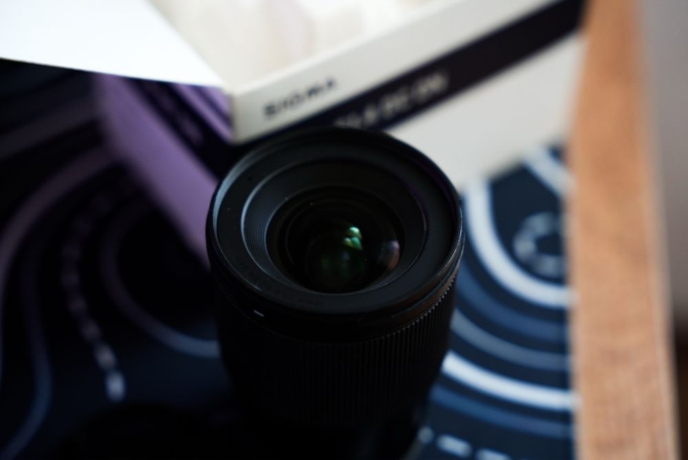 SIGMA 16 MM, F1.4 sony e