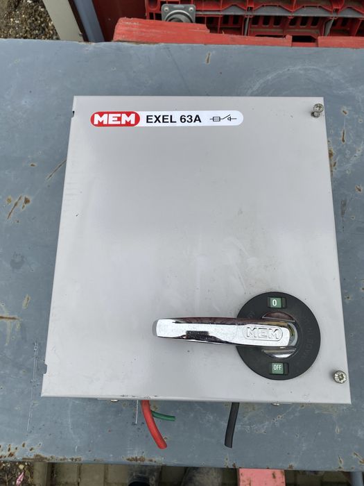 Heblu intrerupator general trifazic