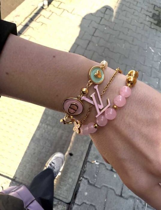 Висок клас Гривна, Обеци,Колие.Моля разгледайте и другите предложения