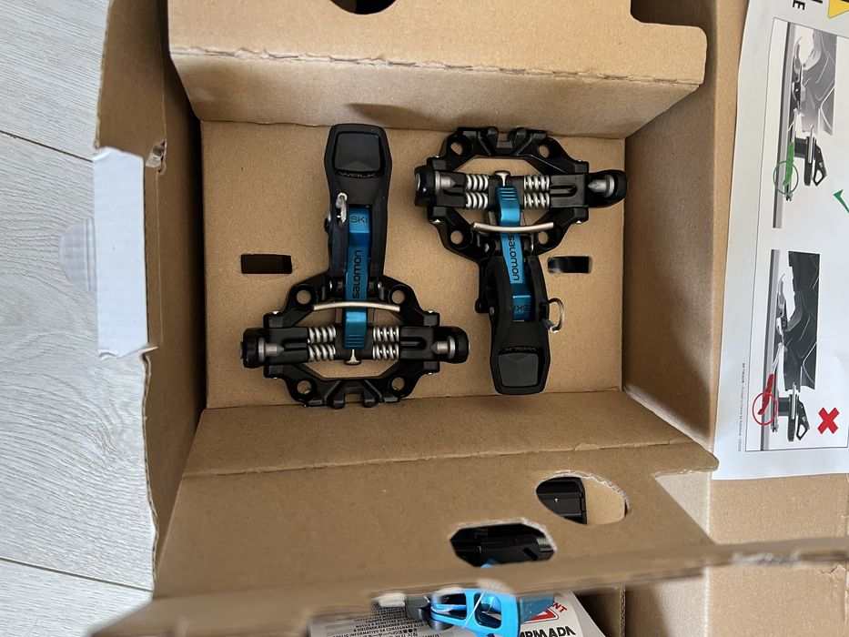 Schiuri ATOMIC BACKLAND85 de 172 cm si legaturi SALOMON MNT noi