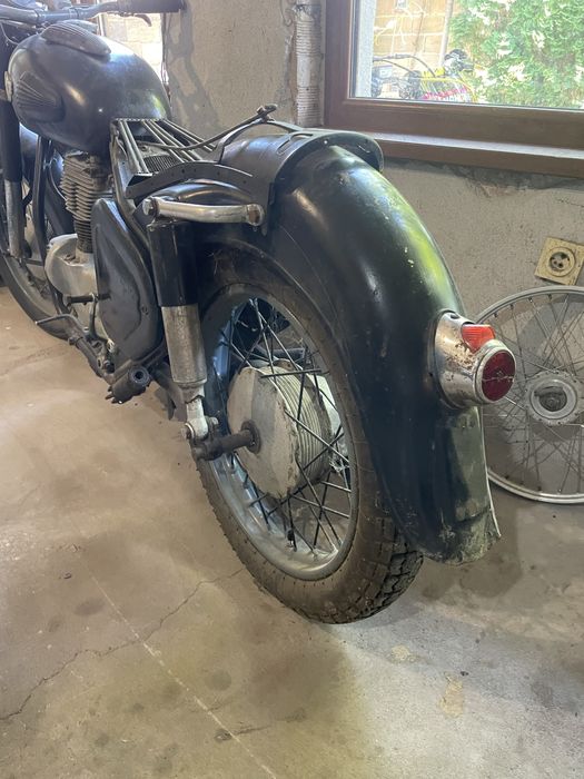 Продавам Аво Спорт