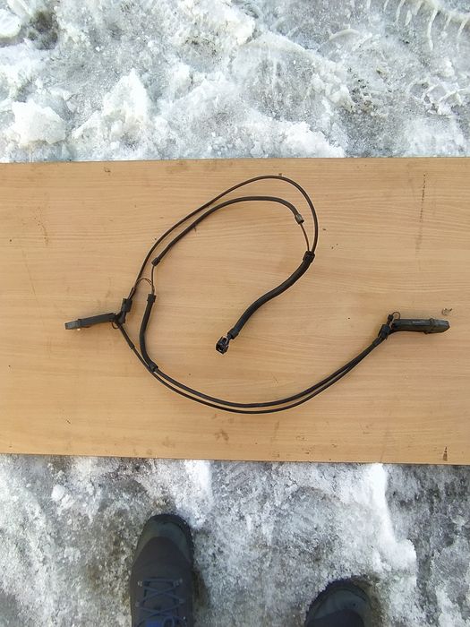 Продам решетку капота на Т4