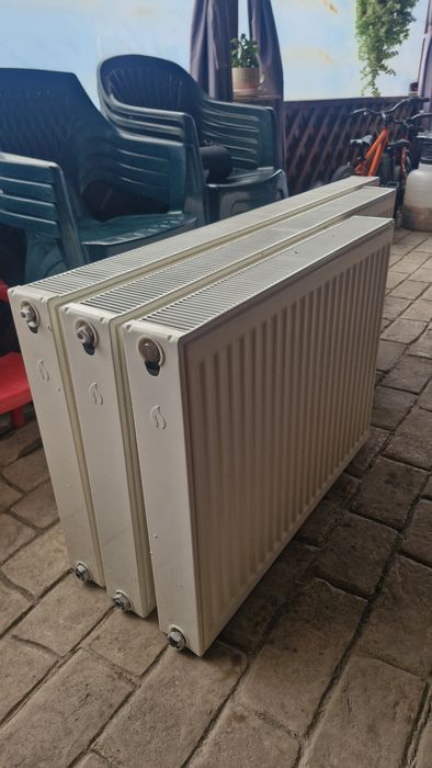 Vand centrala Ariston Care Premium 28 kw si 3 calorifere