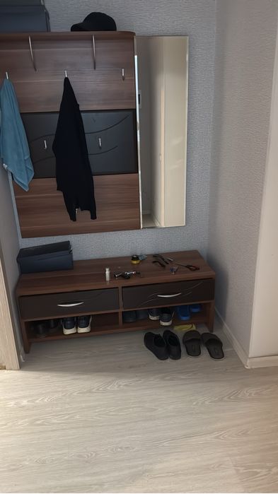 Подселение девушки