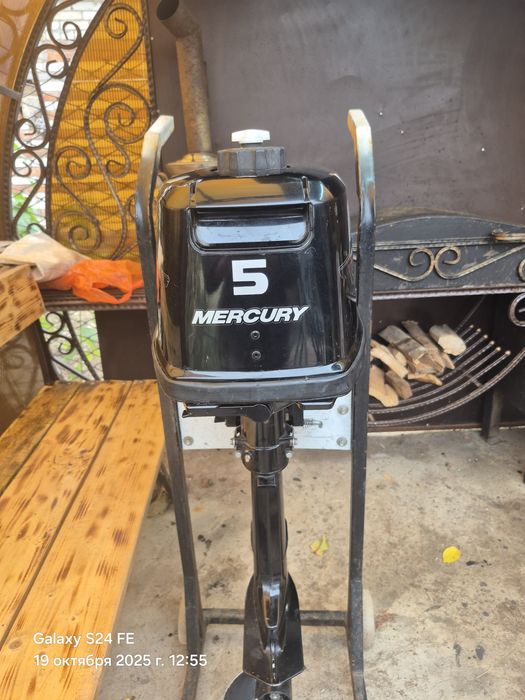 Продам лодочный мотор Mercury 5.0