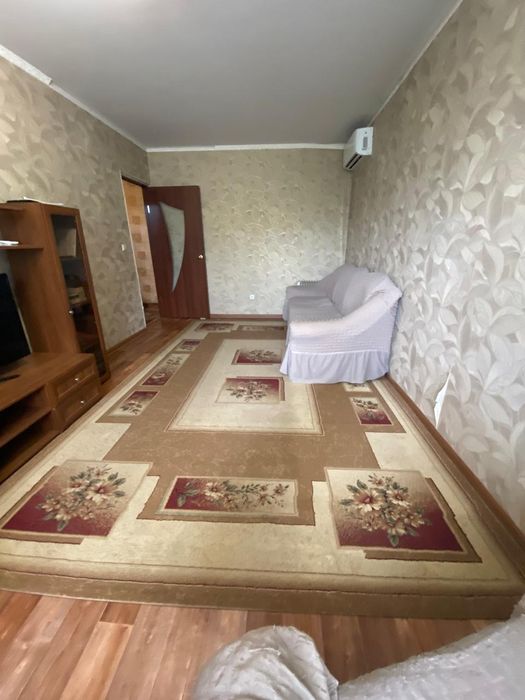 Продам 2 комнатную квартиру.
