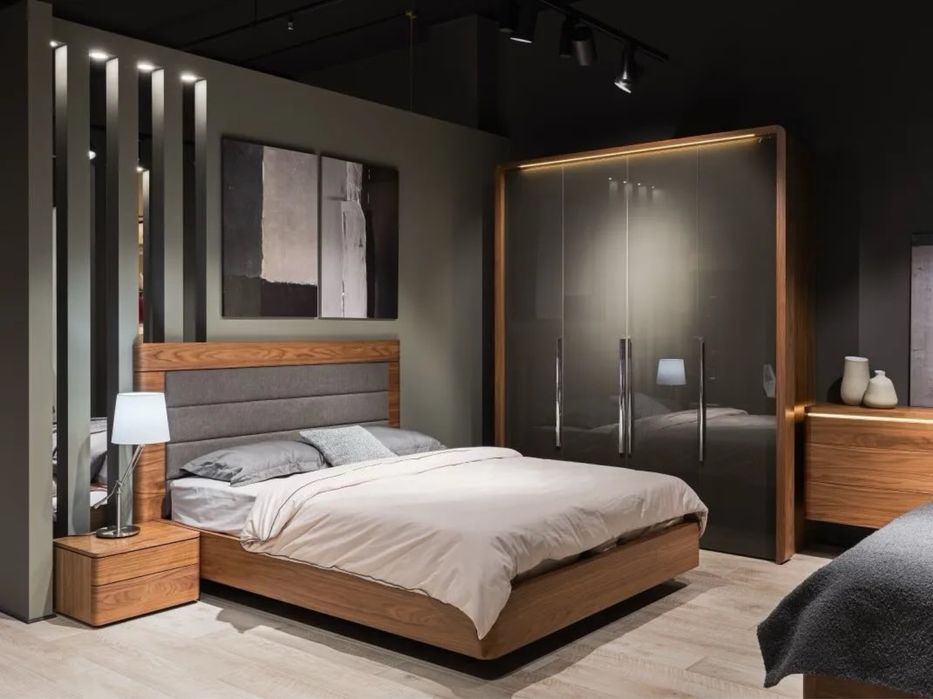 Кровать дерево шпон срочно