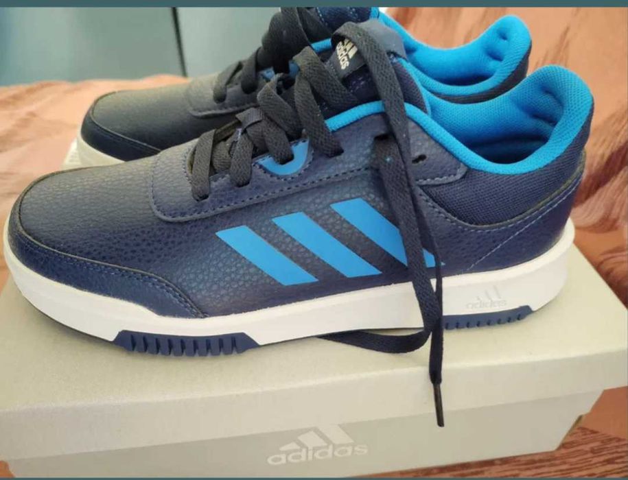 Спортни обувки 36 номер Adidas