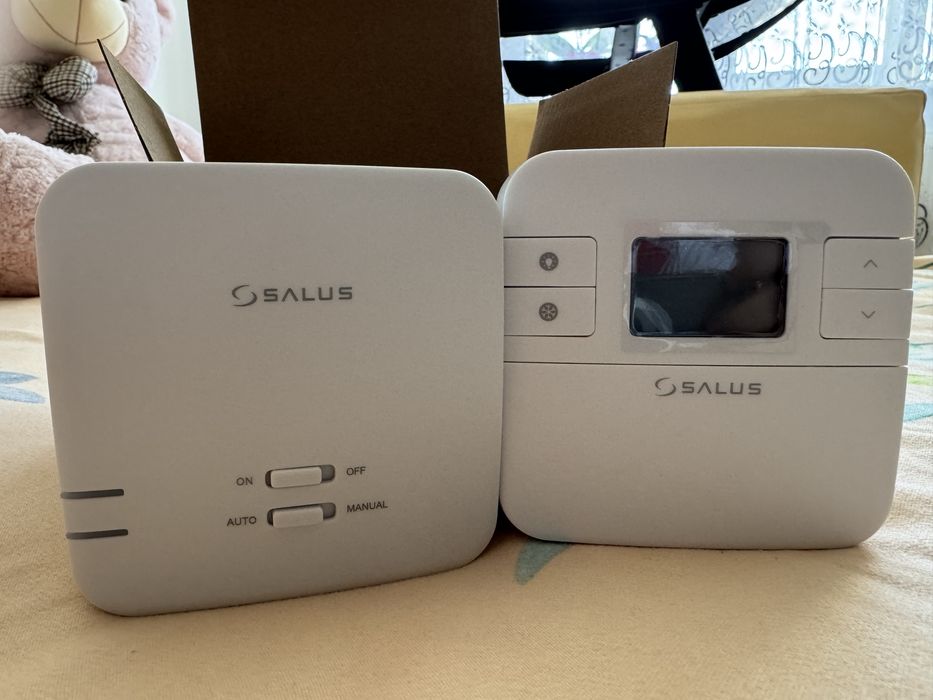 Vând termostat SALUS fără fir!