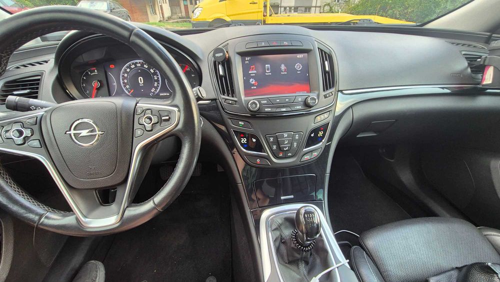 OPEL INSIGNIA SPORTS TOURER 2014 – stare excelentă,