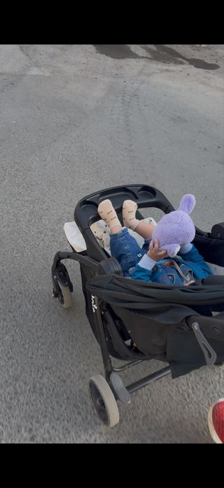 Продам прогулочную коляску