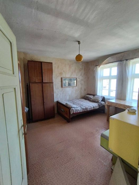 КЪЩА с.Руец! 5км. от гр.Търговище