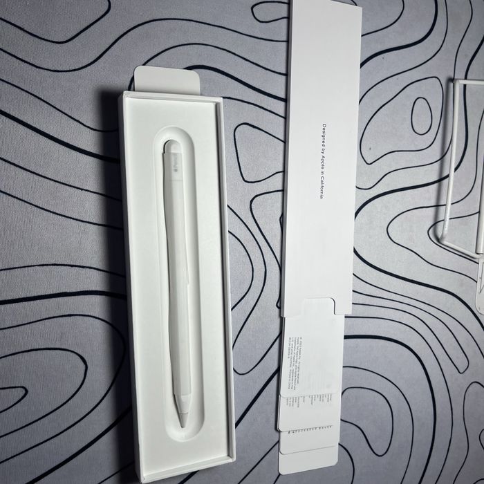 Apple Pencil USB-C с гарантией