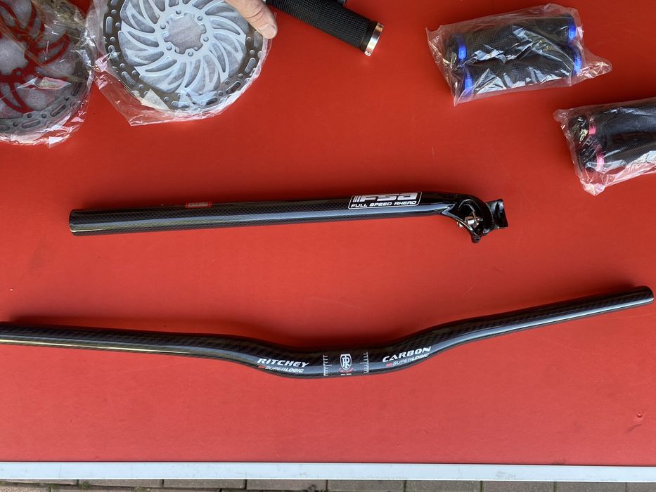 Ghidon carbon tija sa carbon manere si discuri