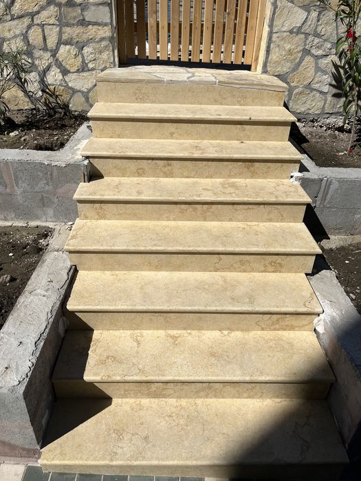 Glafuri, trepte, blaturi din marmura si granit. LIVRARE IN TOATA TARA