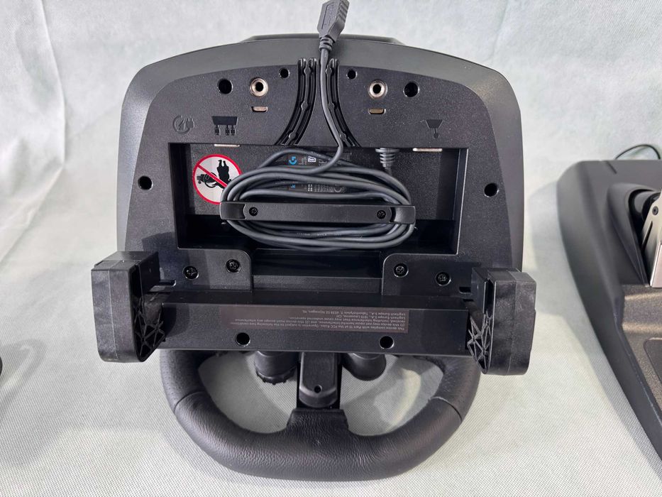 Волан с педали Logitech - G923/ PS4/PS5