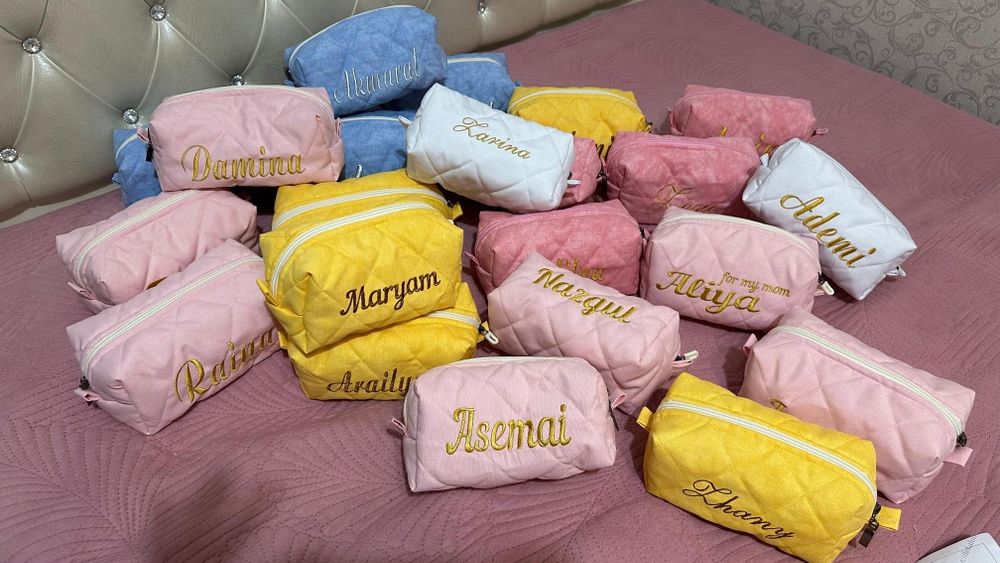 Косметички ручной работы.