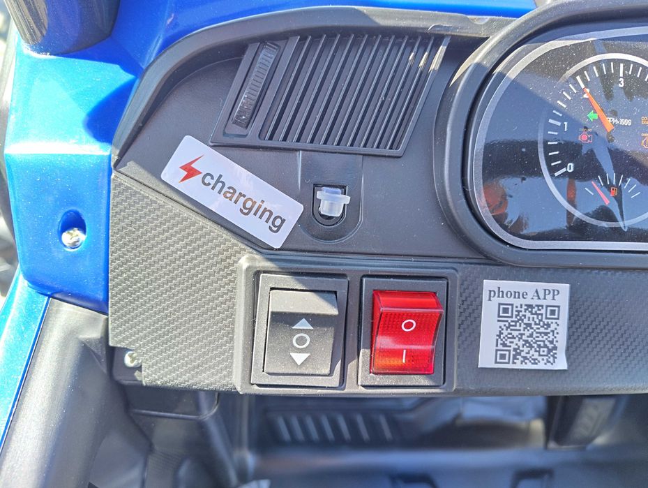 SAFARI двуместен акумулаторен джип JAKARTA 4x4 син