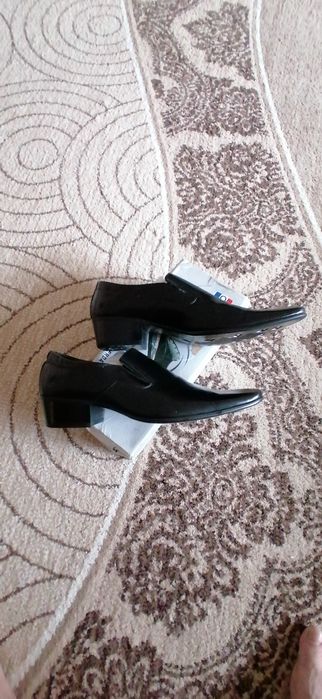 Мужские туфли коженные