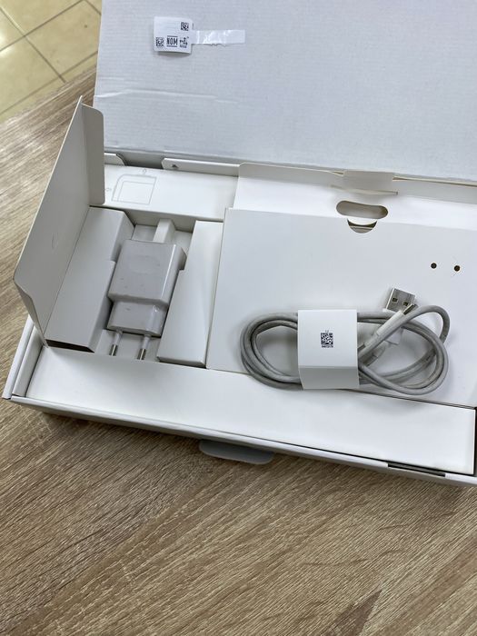 Планшет HUAWEI MatePad SE 11 (Ос14Б)