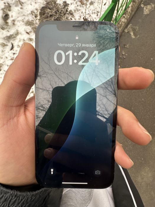 Продам айфон 12 про 256 ,срочно