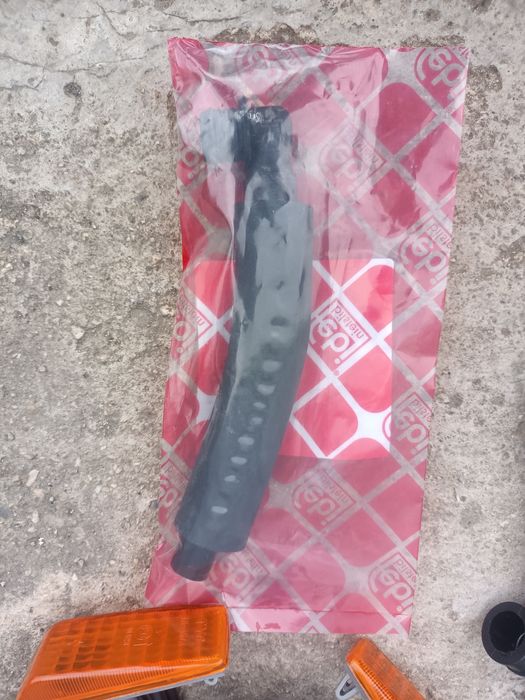 Части за Мерцедес 124