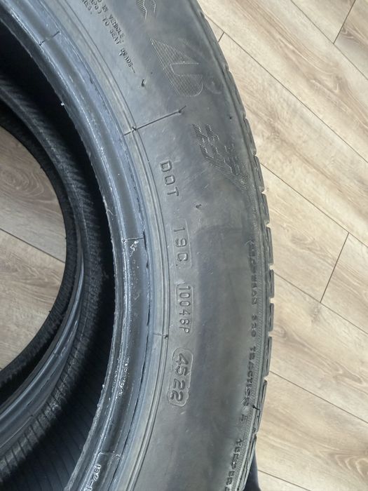 4 Anvelope Vara Bridgestone 225 - 55 - 18 / 98V - Stare f buna