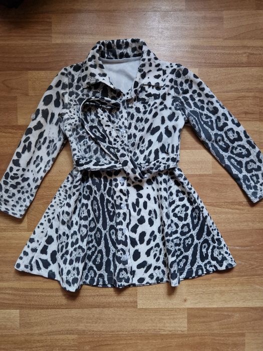 Rochie superba pentru 4-5 ani