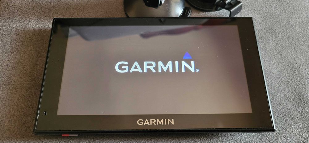 Garmin Nuvi2689 GPS full harti  accesori pe viata actualizare