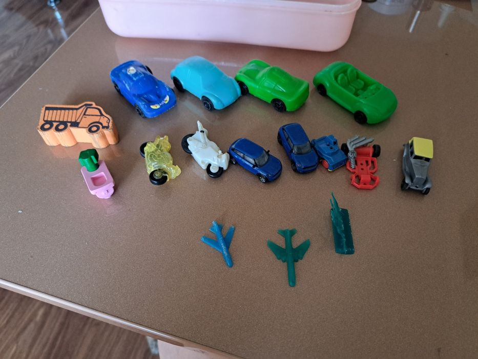 Детские машинки и мотоциклы