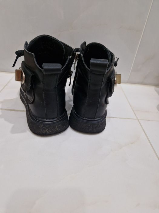 Ботинки для девочки , демисезон