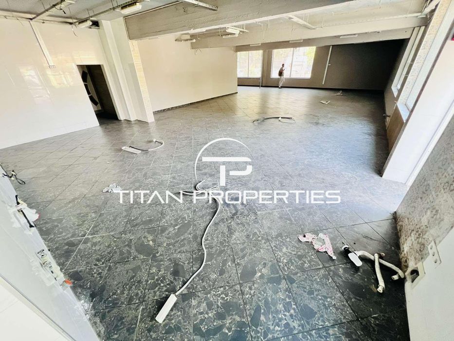 Дава се под наем Магазин в Бургас, Славейков - 780 кв.м за 4668.03 € - Снимка #3