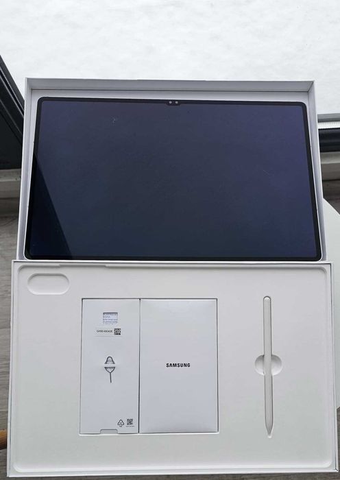 Tableta Samsung Tab S10 Ultra - 12GB RAM - 256GB - Open Box