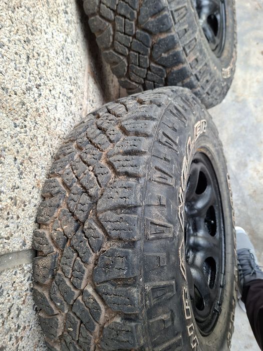 Гуми с джанти за джип