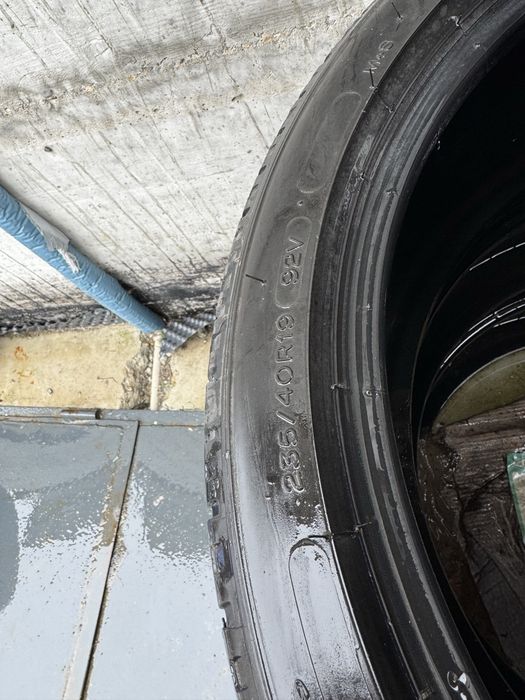 Гуми Мишелин 235/40R19