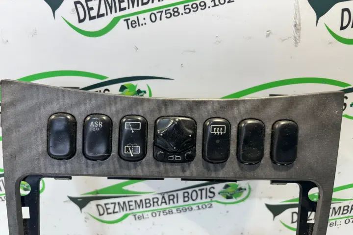 Consola centrala +PANOU BUTOANE Mercedes-Benz A-Class 2001