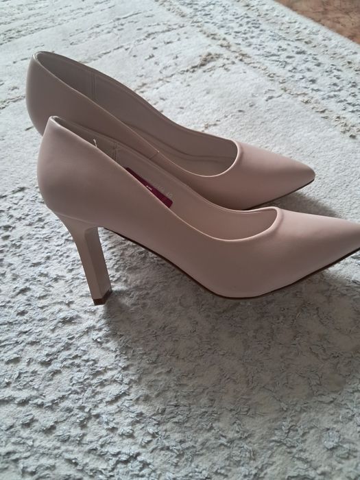 Туфли новые 40 размер