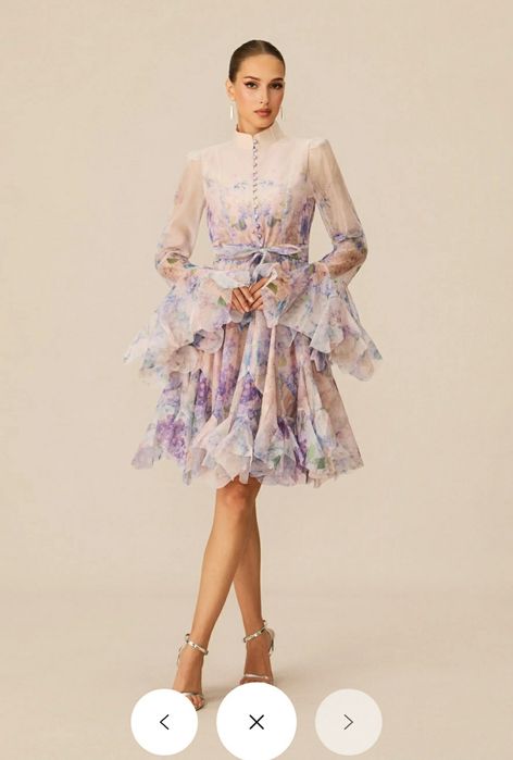 Rochie mini evazată cu imprimeu floral Lana