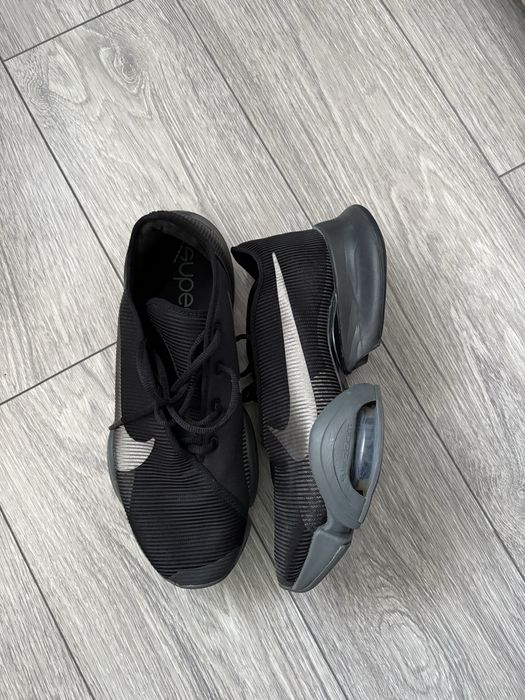 Adidasi Nike marimea 46