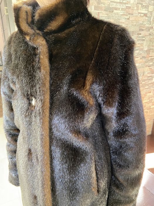 продам полушубок в отличном состоянии