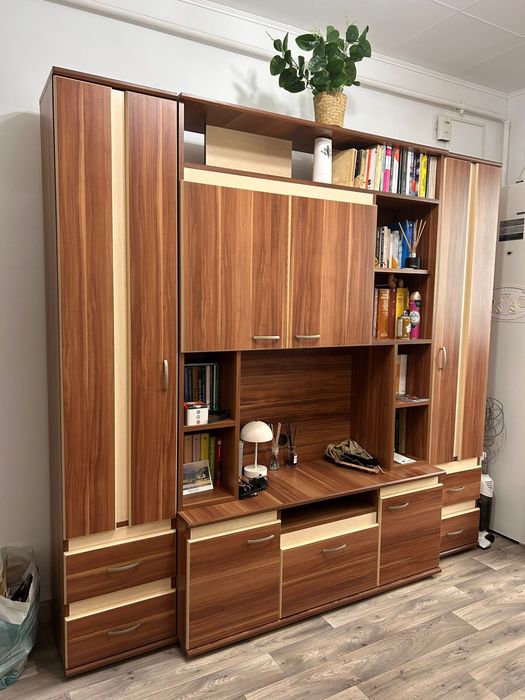 Vand mobila living in stare foarte buna