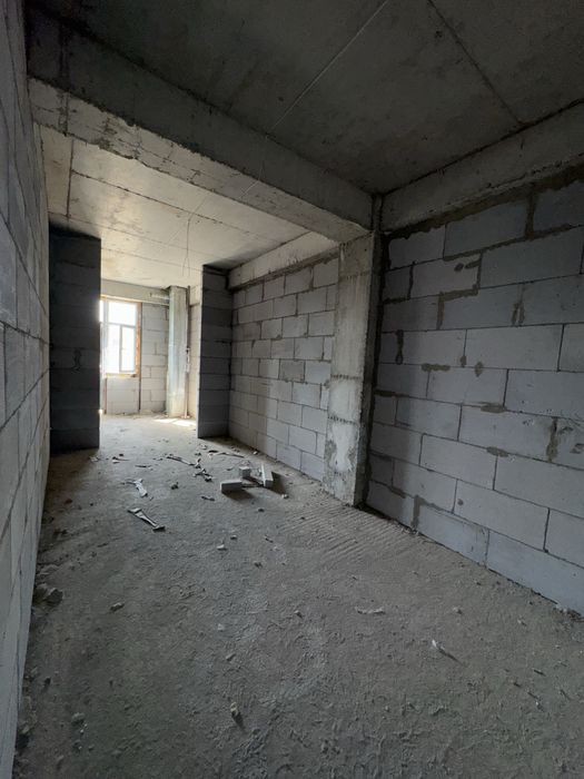 Продаётся квартира 35-кв.м Сергели р-н, метро Чоштепа, ( новостройка )