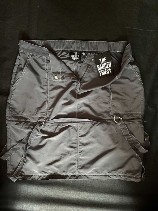 Поли: Techy Parachute Skirt - The Ragged Priest: размер XL, enemy: размер М, асимертична: размер S