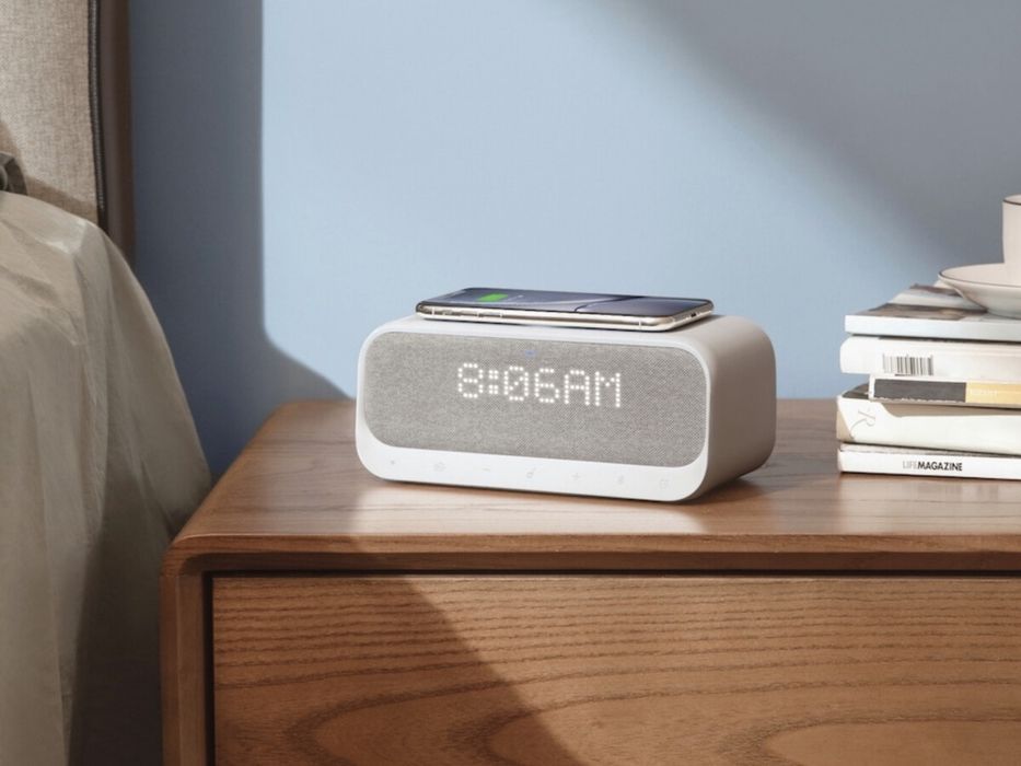 Портативная акустика Anker SoundCore Wakey All In One