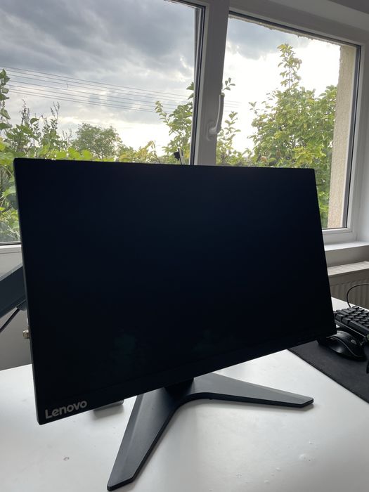 Vand unitate de gaming + periferice